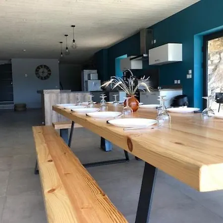 Vakantiehuis Le De Lavalette *